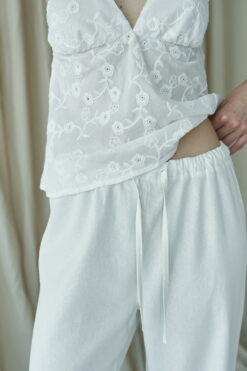 Alternative view of ШТАНИ ГВІНЕТ milky